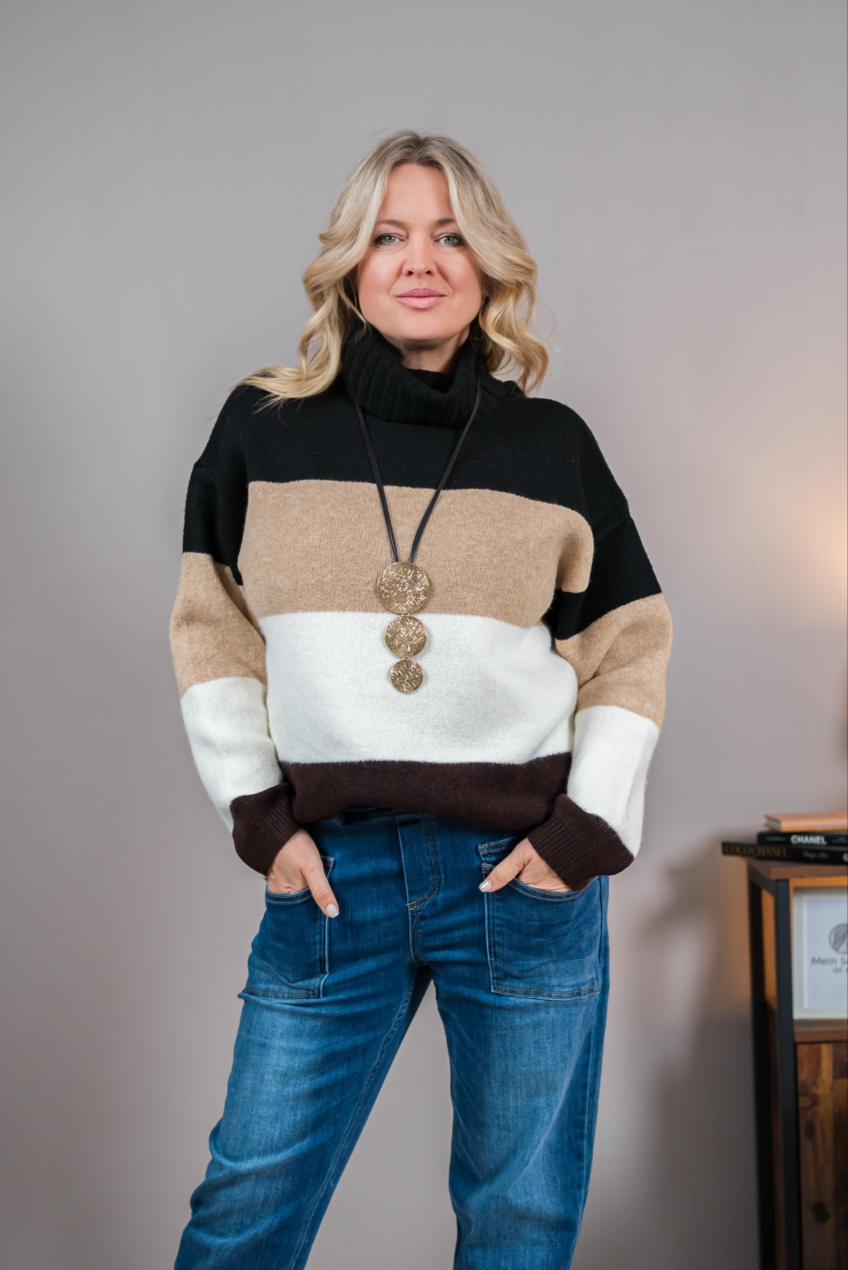 Strickpullover im Colorblock-Design, schwarz-camel-creme