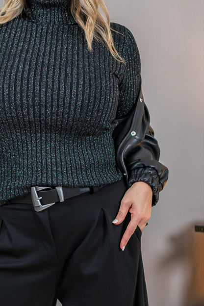 Rollkragenpullover mit Glitzerfäden, schwarz