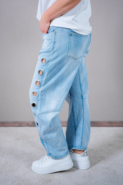 Jeans mit Ösen-Detail, hellblau