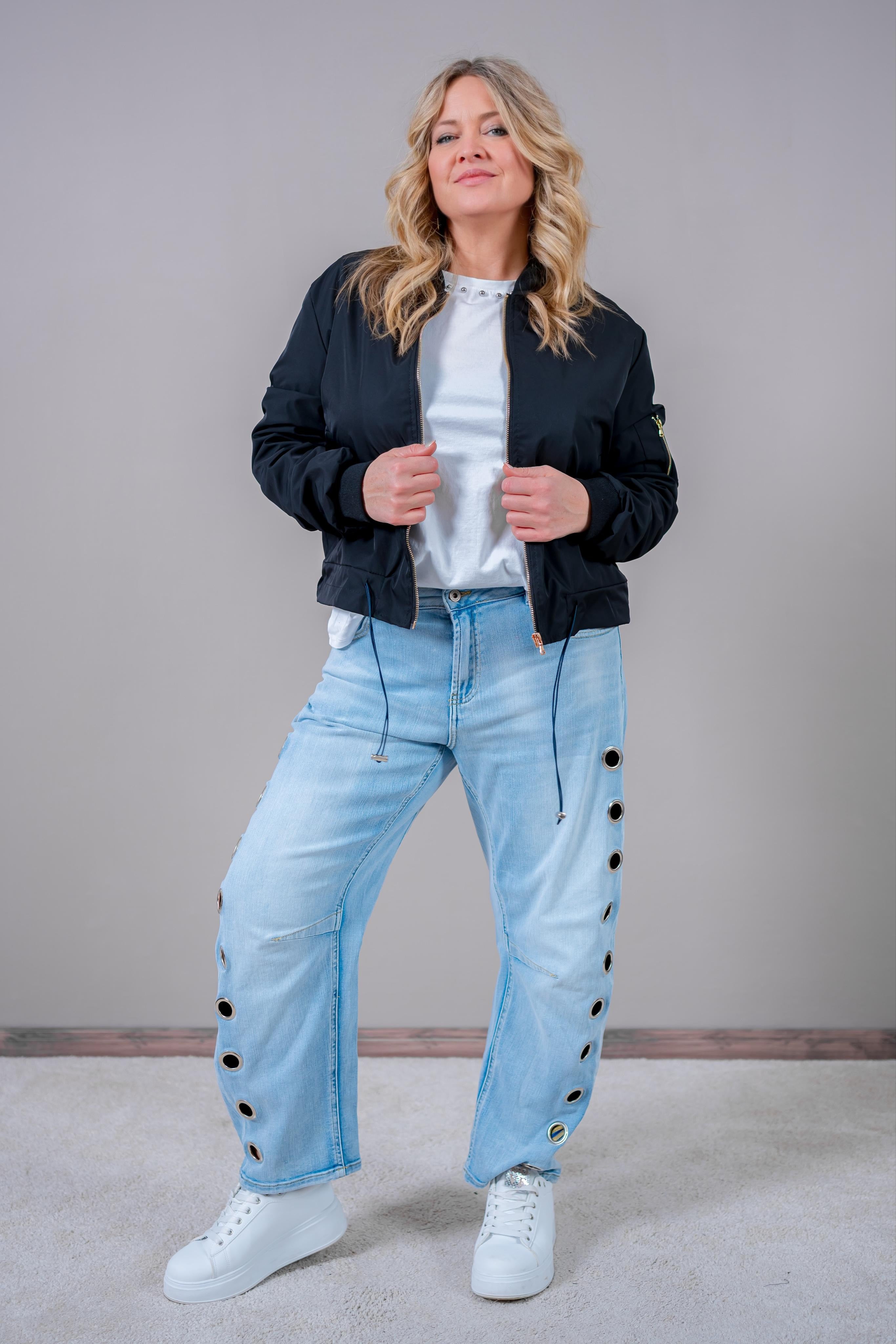 Jeans mit Ösen-Detail, hellblau