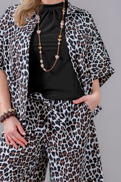 Bluse im Leoprint