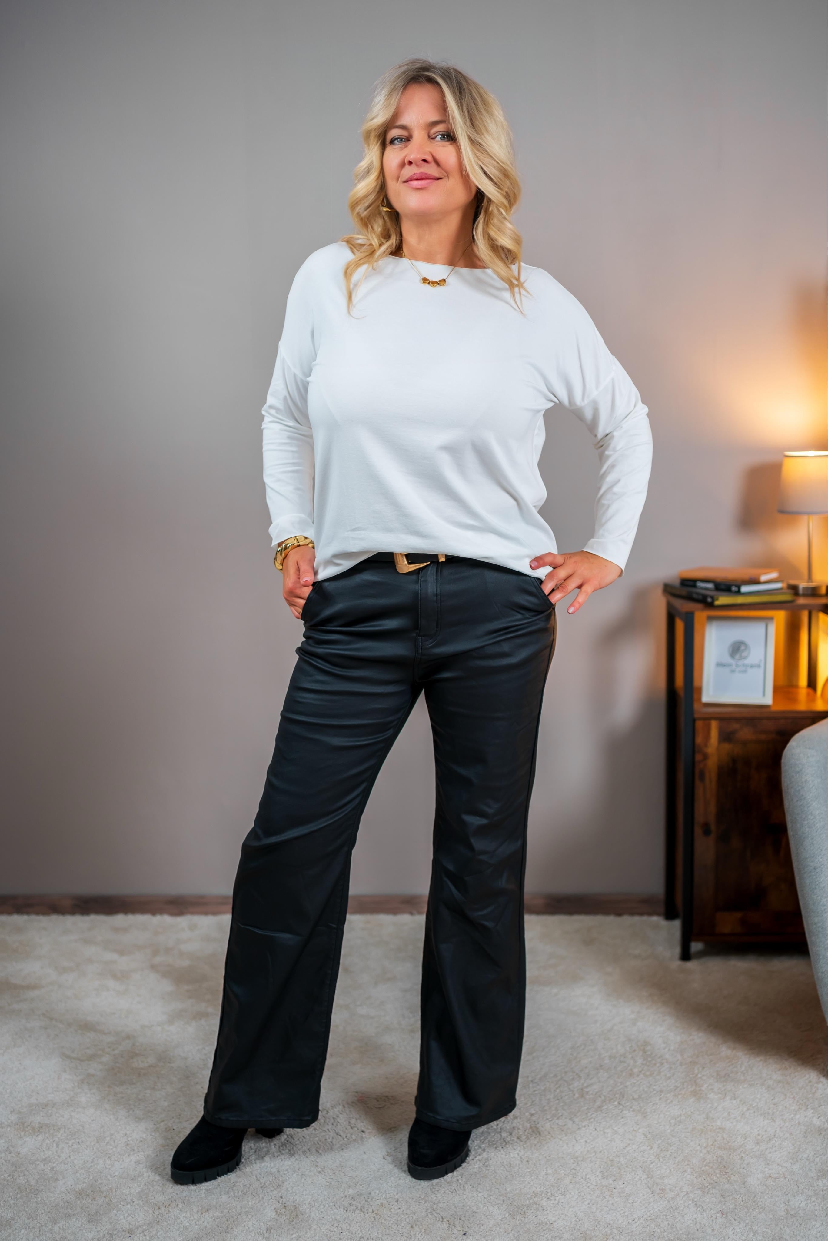 Wide-Leg-Hose in Lederoptik, schwarz