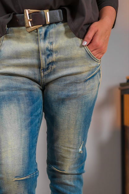 Jeans im Used-Look, mittelblau