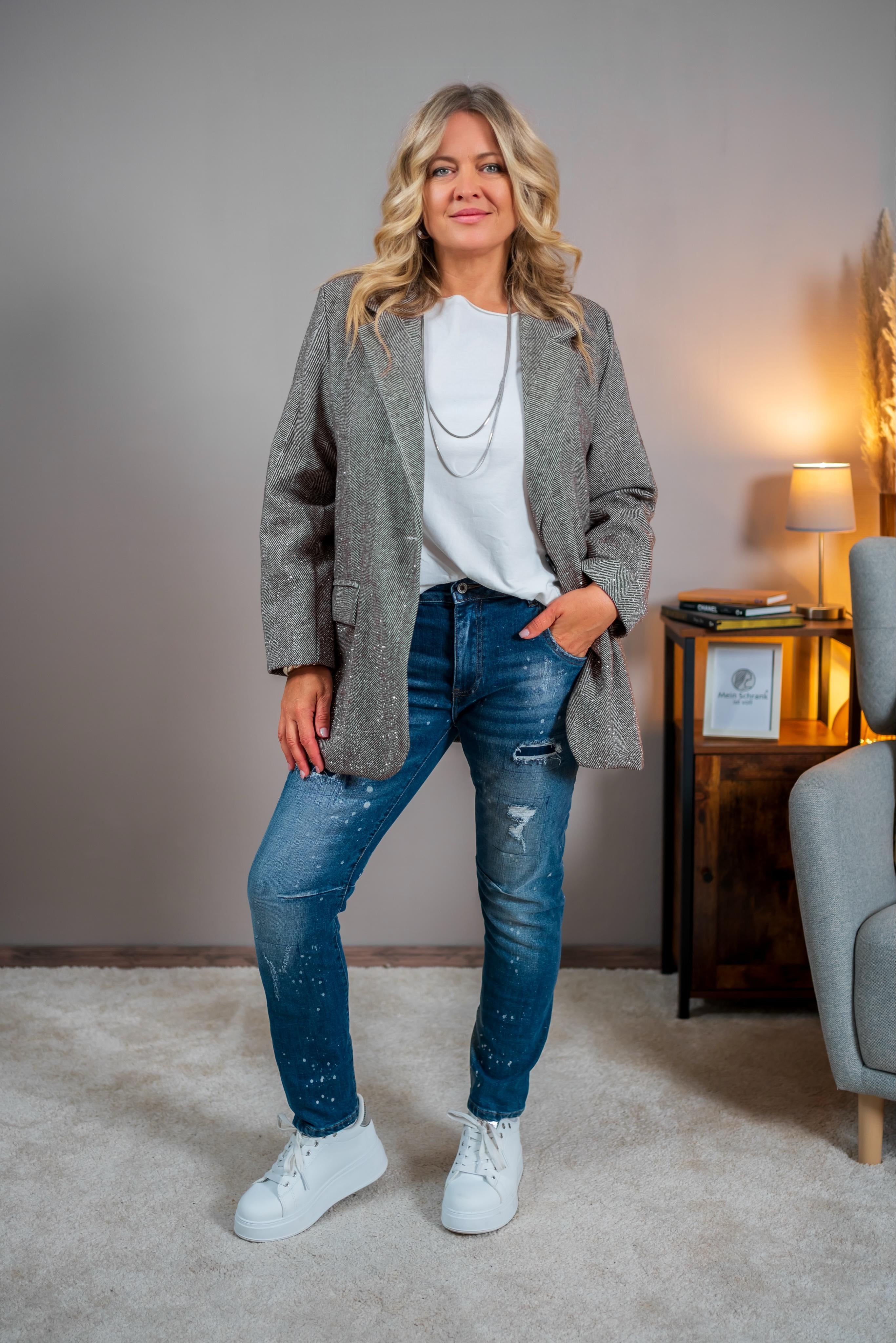 Oversize Blazer mit Strasssteinchen, taupe