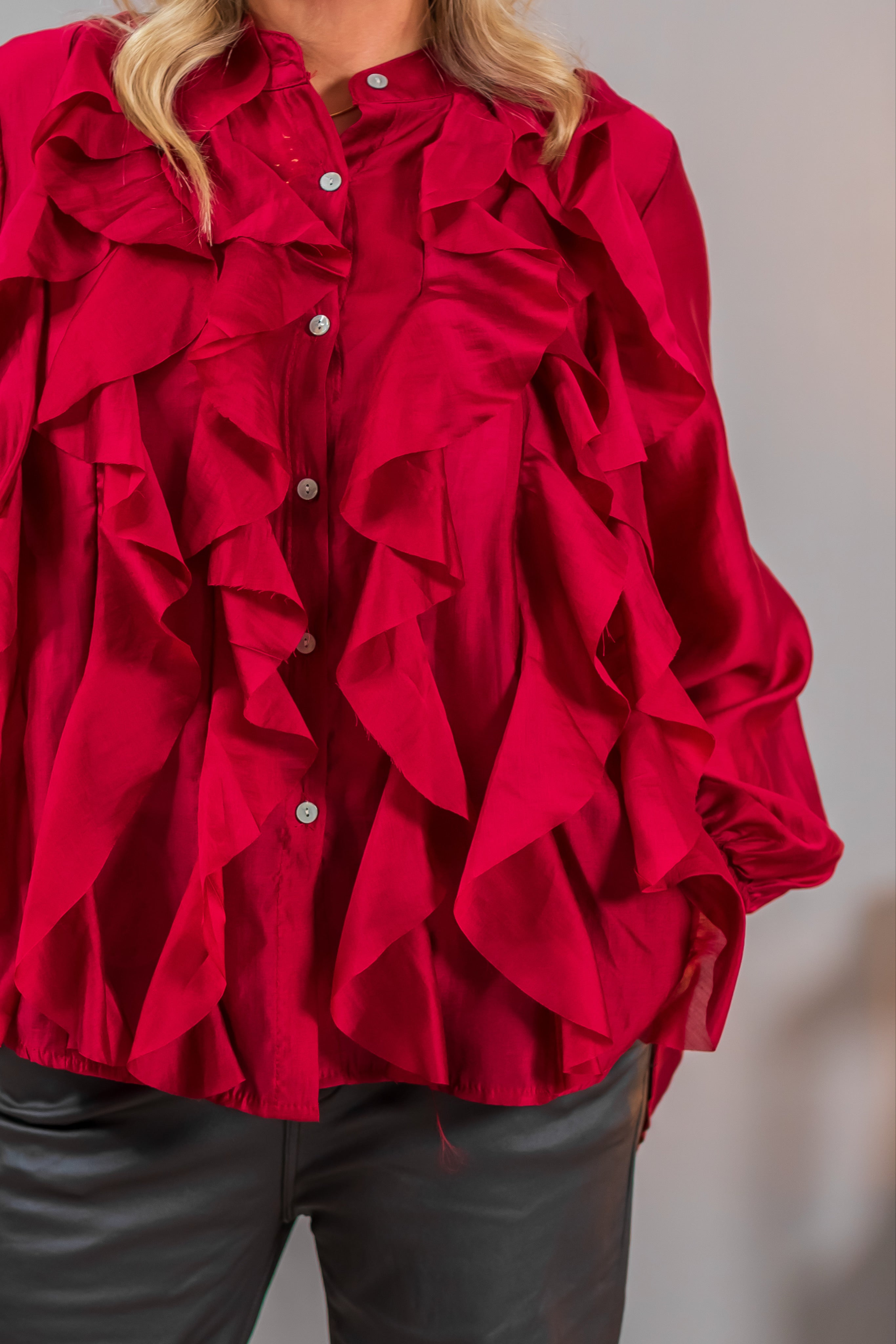 Bluse mit Volants, dunkelrot