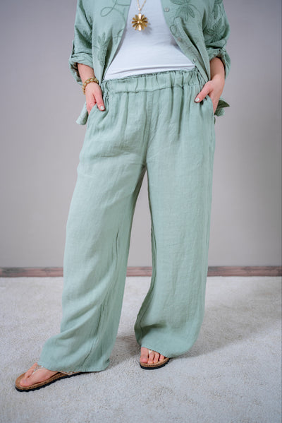 Leinenhose in Salbeigrün