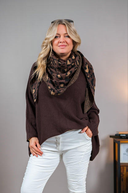 Oversize Strickpullover mit Rollkragen, schokobraun