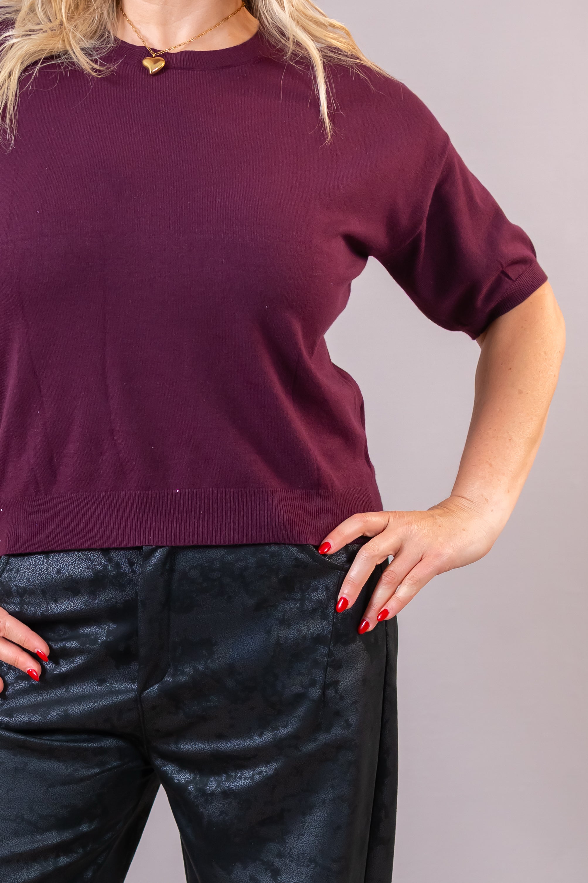 Feinstrickpullover mit funkelnden Pailletten, bordeaux