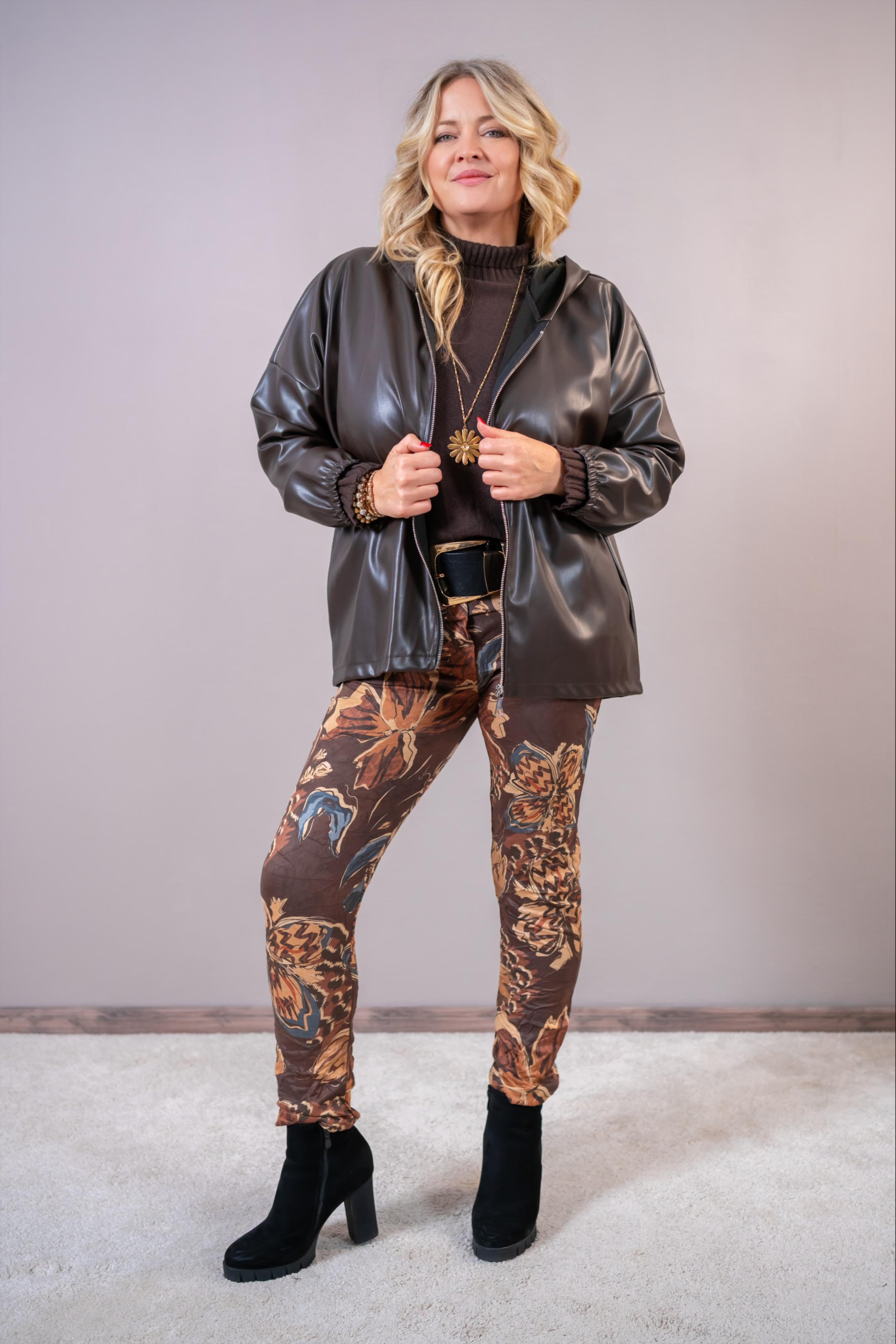 Lederimitatsjacke mit Kapuze, schokobraun