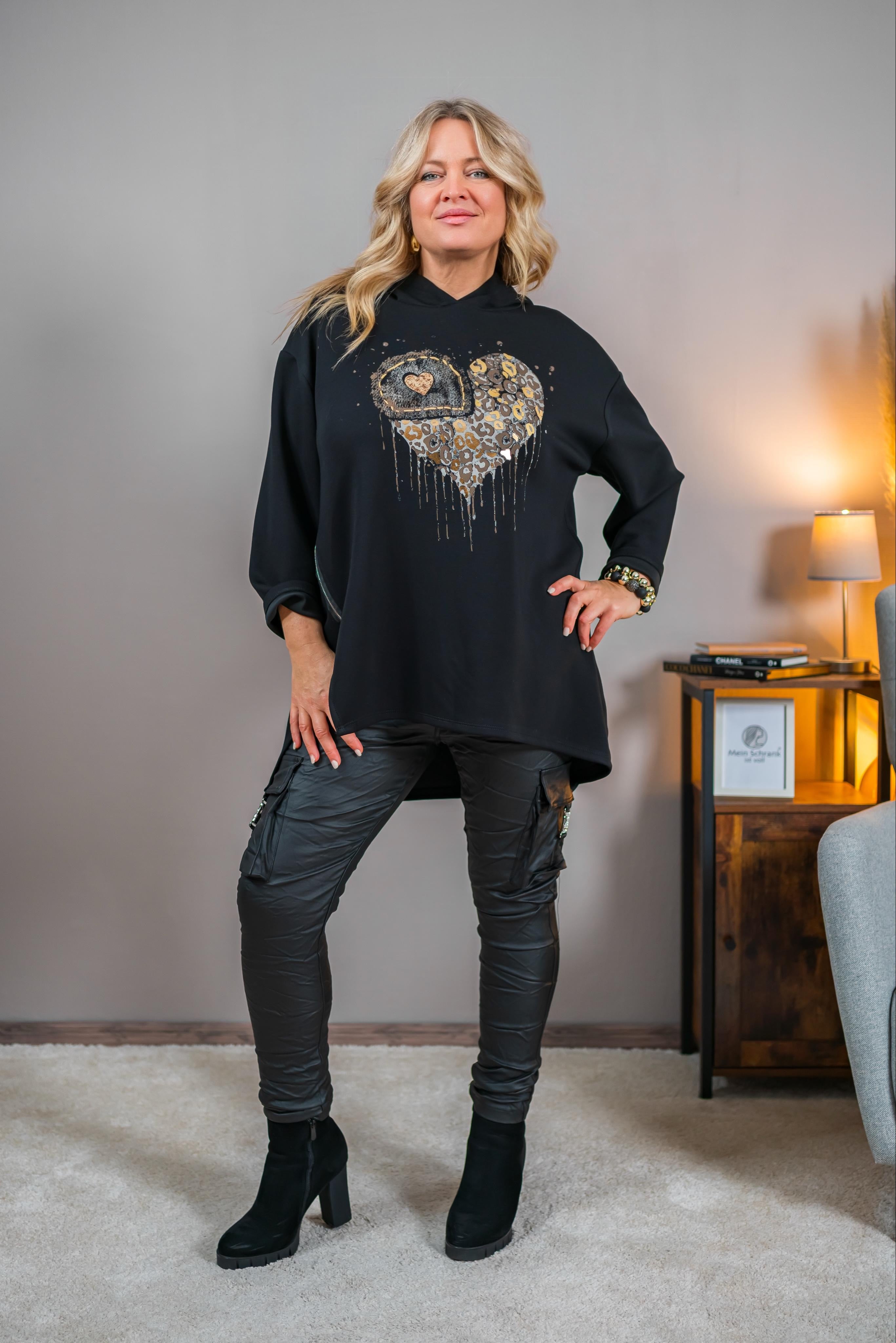 Hoodie mit Print, schwarz