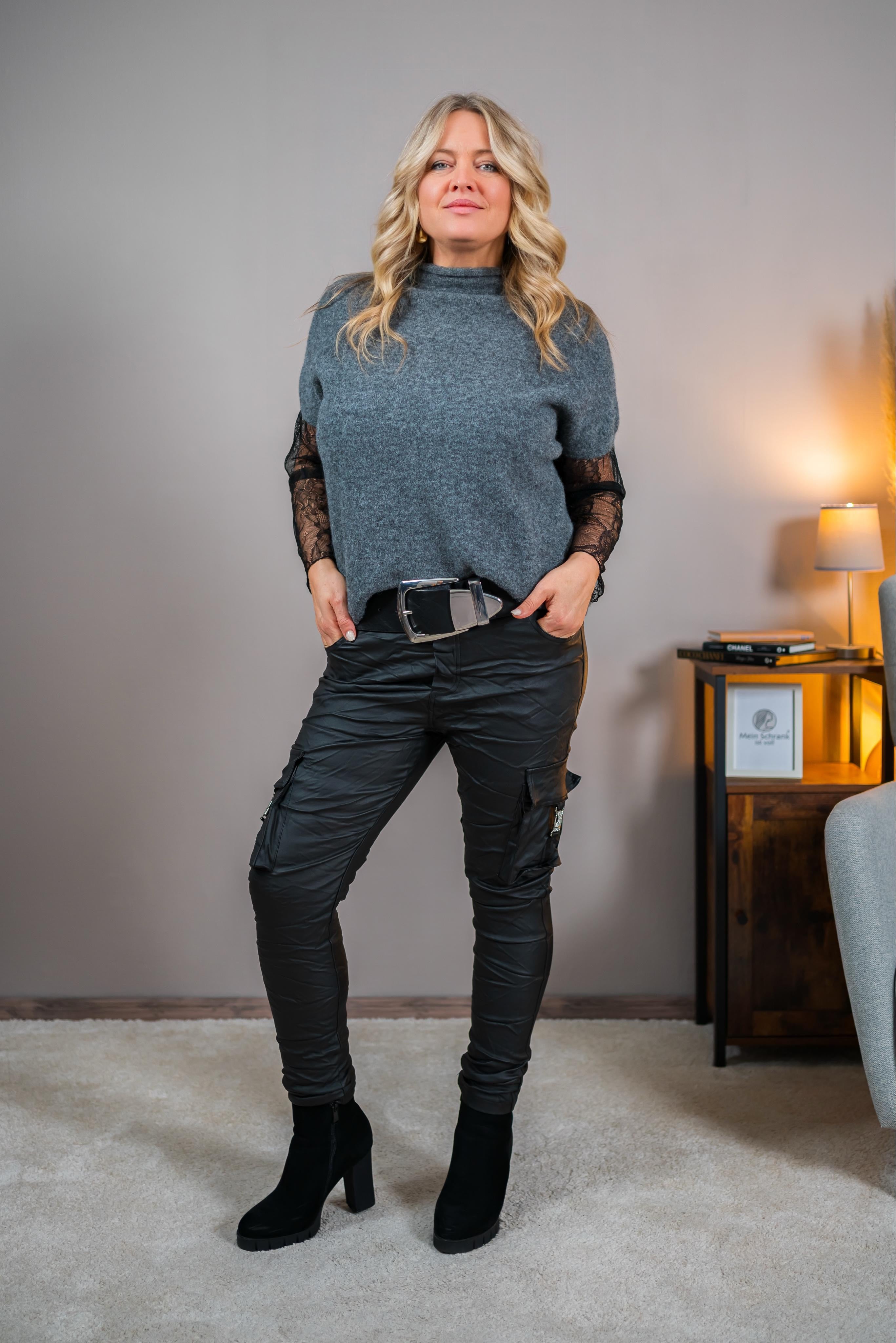 Strickpullover mit kurzen Ärmeln, grau