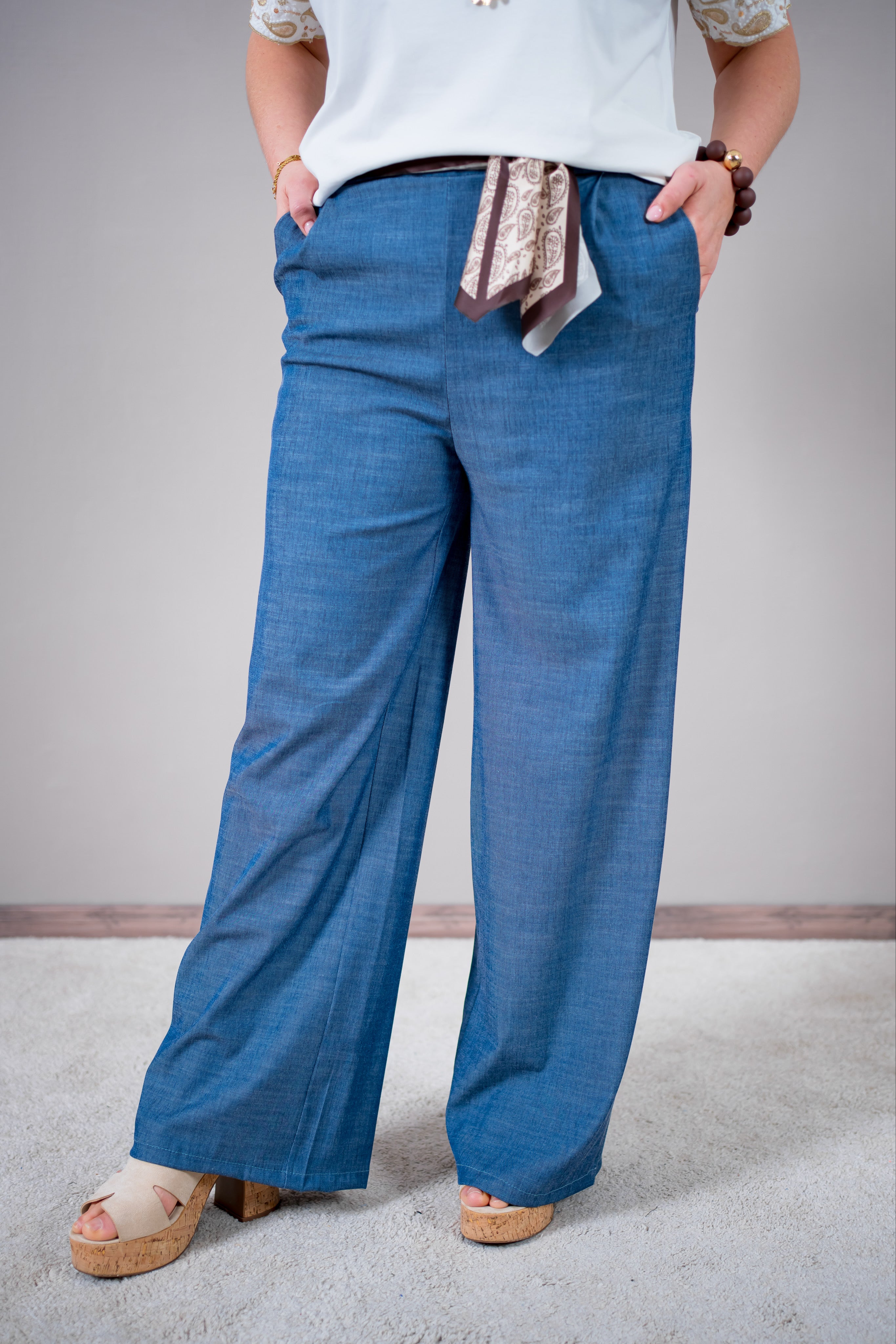 Stoffhose mit Paisley-Tuchgürtel, navy