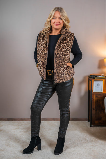 Weste im Leo-Look aus Kunstfell