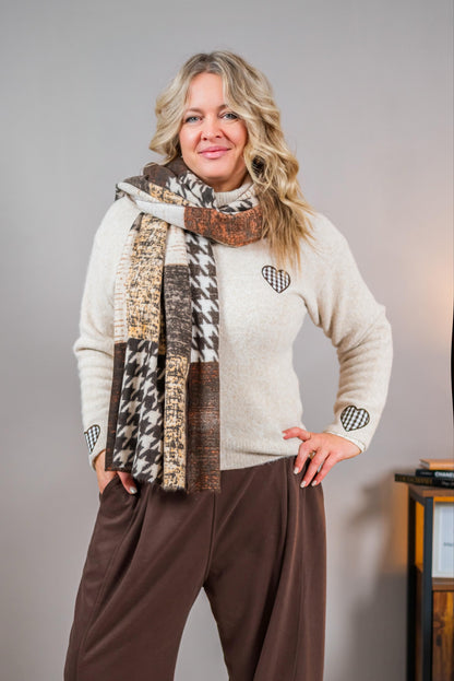 Strickpullover mit Herz-Details, hellbeige