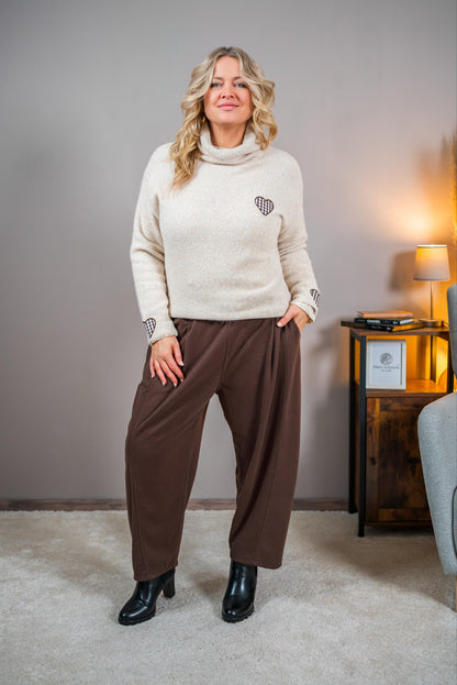 Strickpullover mit Herz-Details, hellbeige