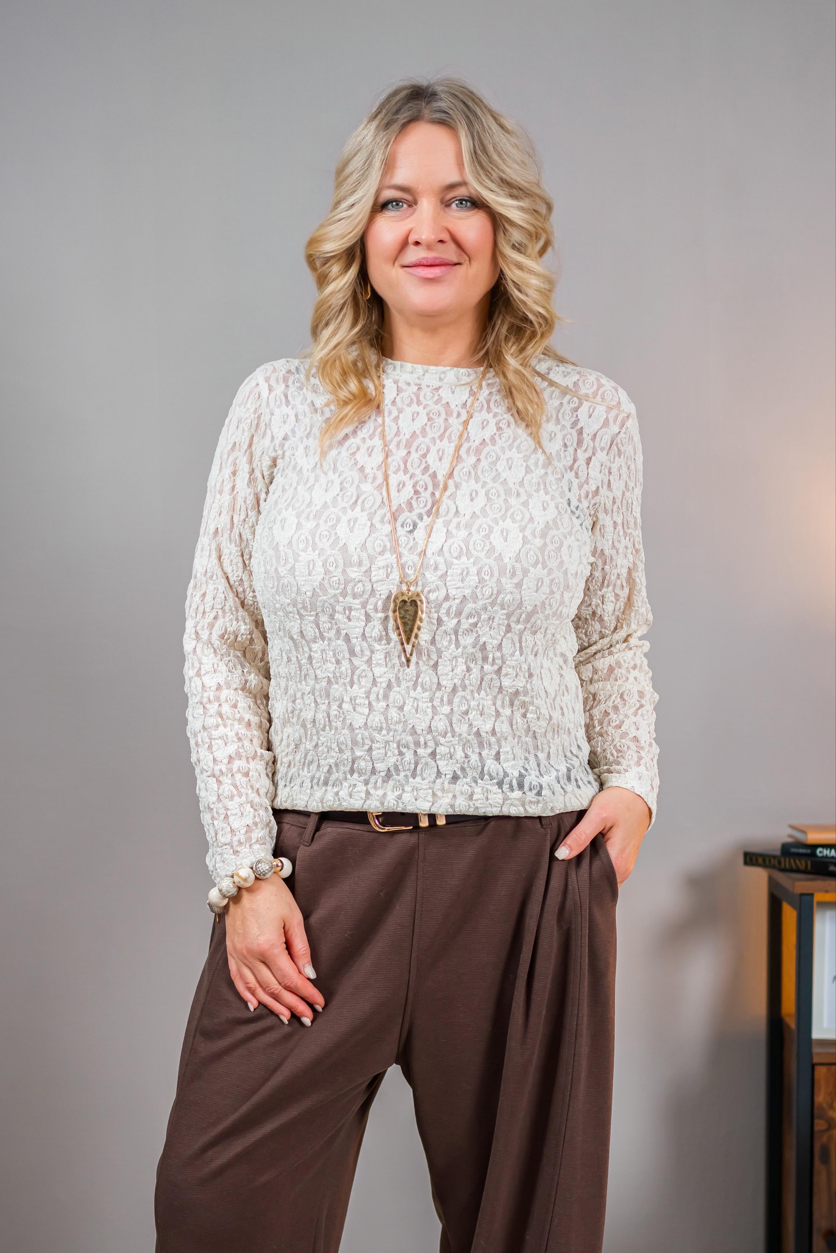 Langarmshirt im Spitzenlook, creme