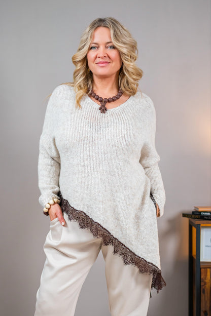 Strickpullover mit Spitzenkante, hellbeige