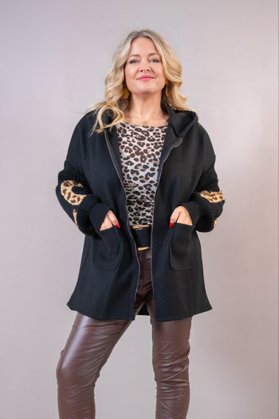 Jacke mit Strickärmeln, schwarz mit beige/schokobraun
