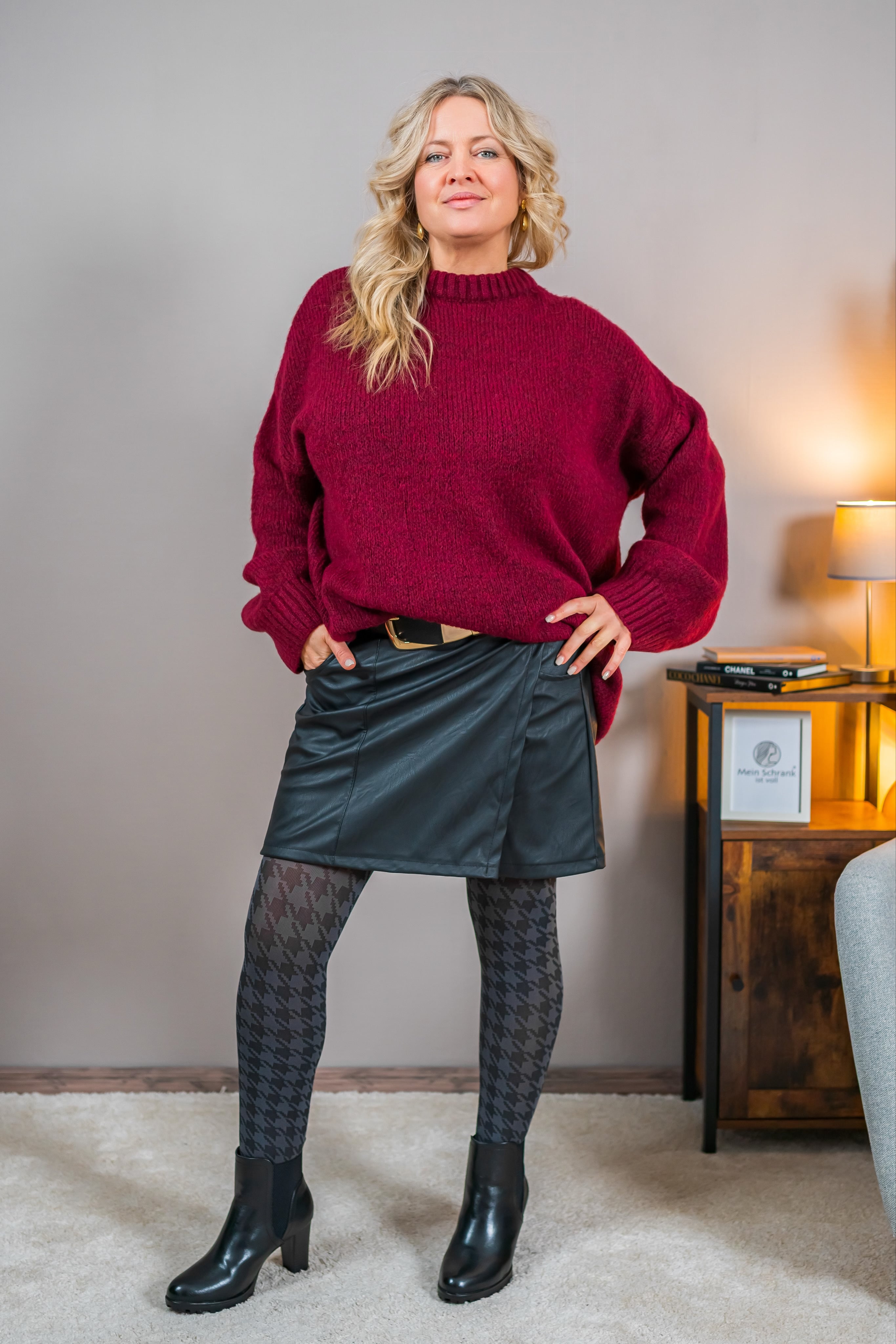 Kurzer Hosenrock in Lederoptik, schwarz ‼️ Lieferbar ab dem 01.12.2025‼️