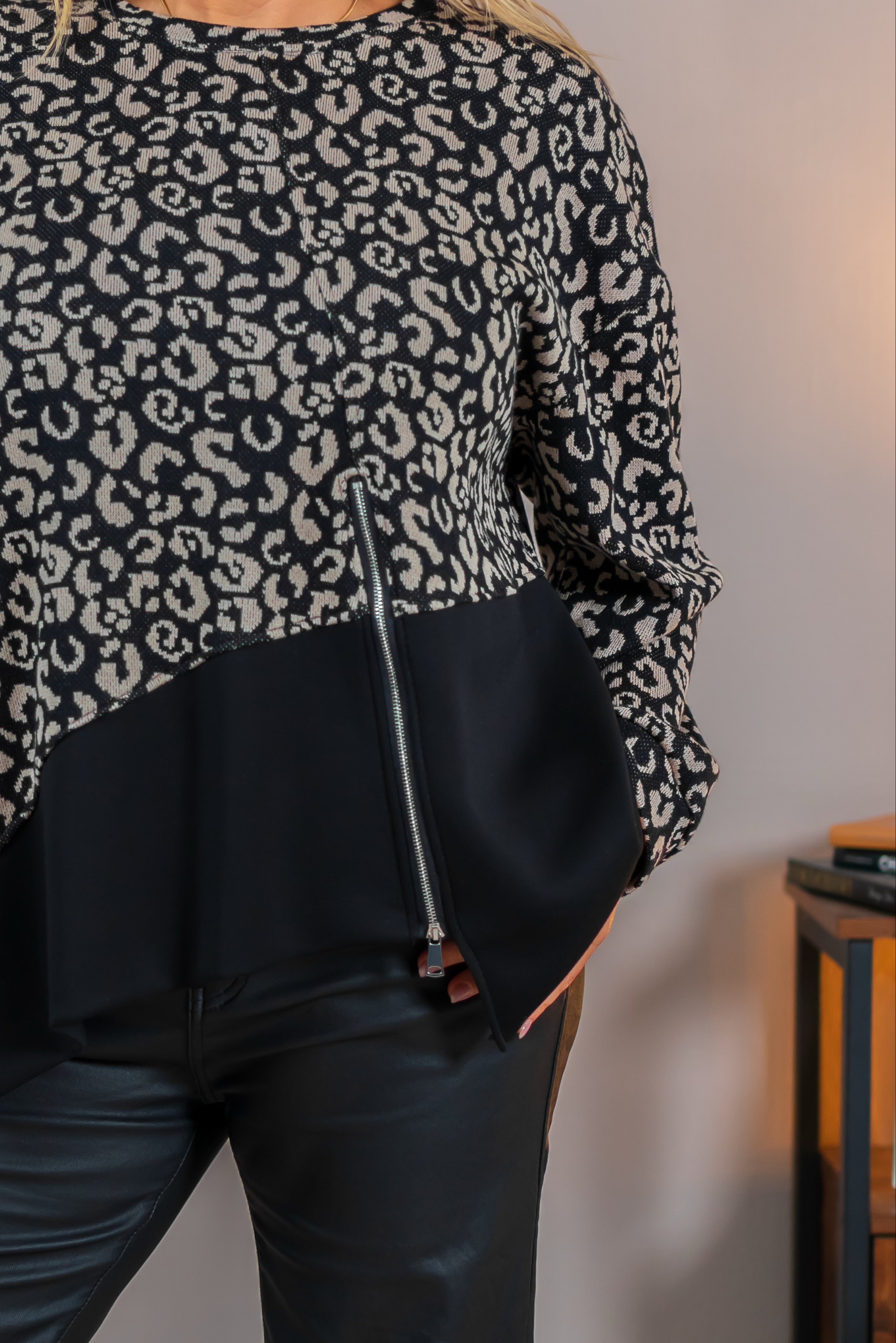 Feinstrickpullover mit Sweateinsatz