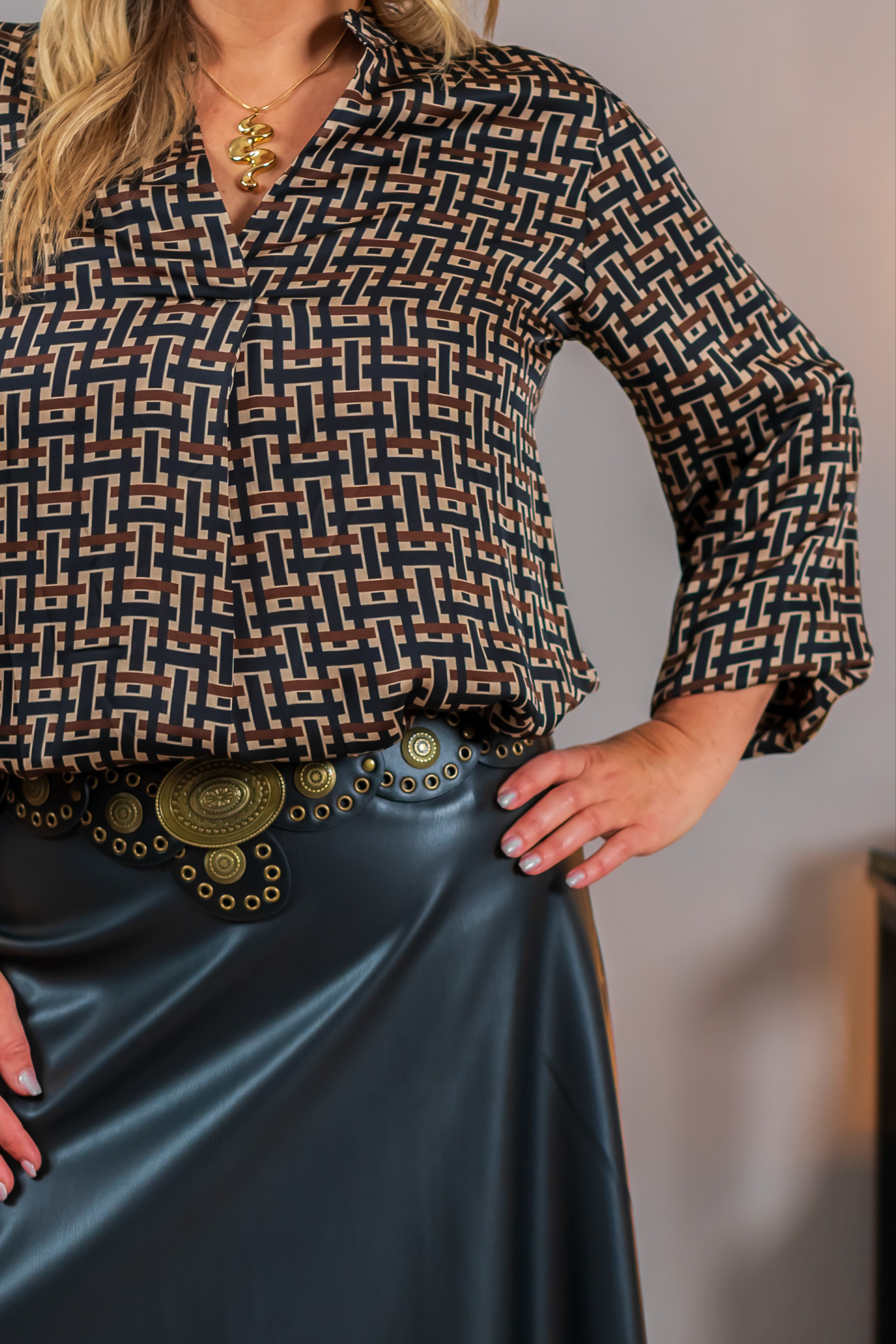 Leichte Bluse, gemustert