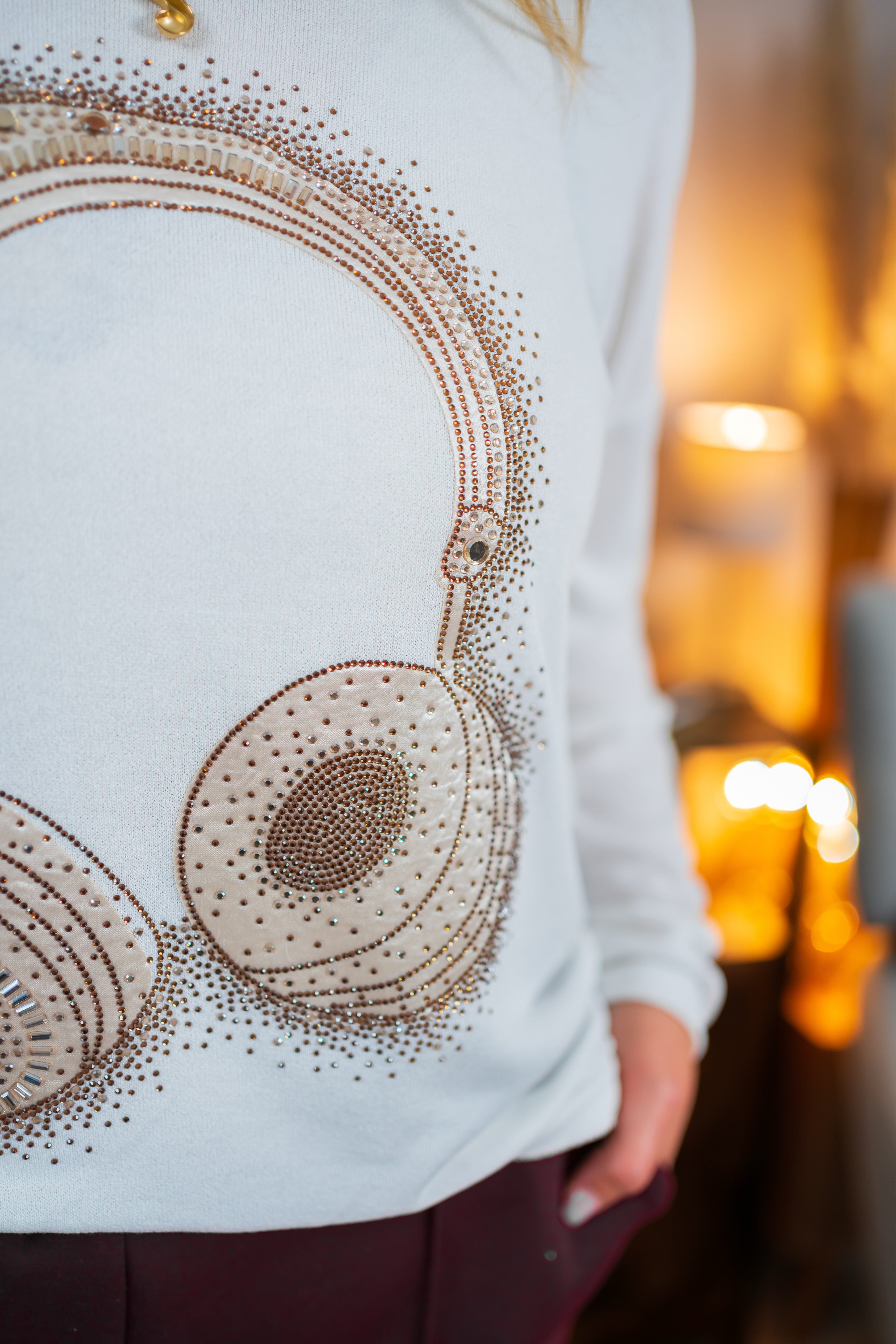 Feines Strickshirt mit Pailletten