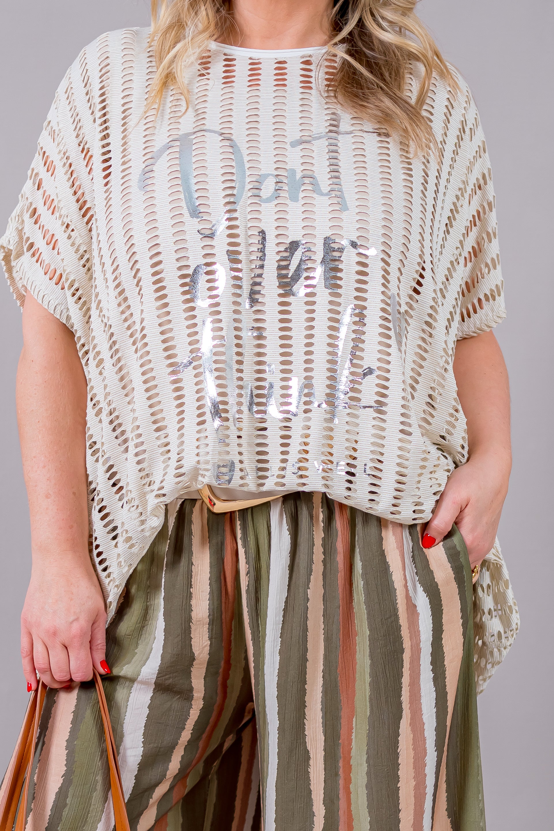 Oversize Lochstrick-Shirt mit Print, beige/creme