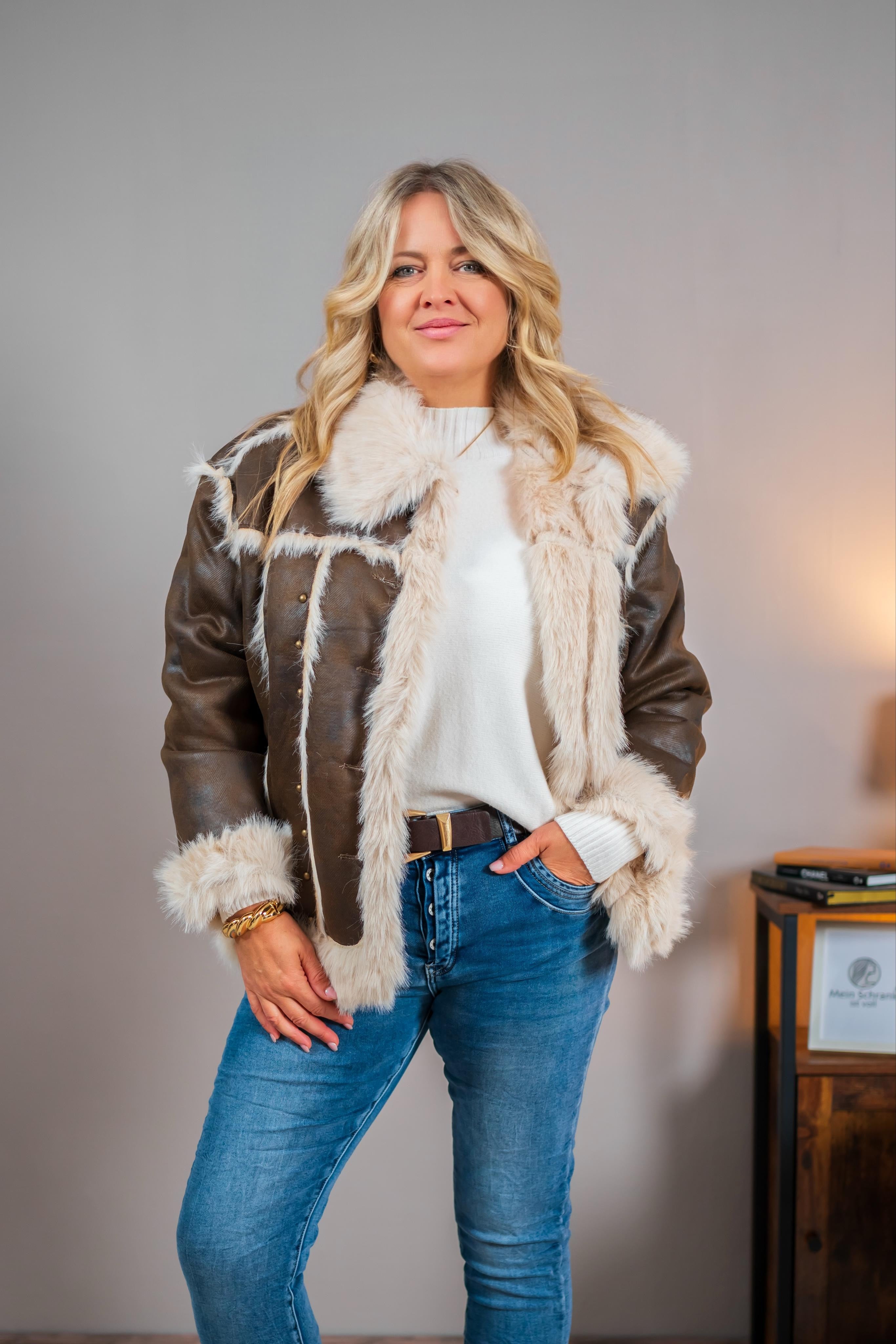 Stylische Jacke im Veloursleder-Look, chocolate
