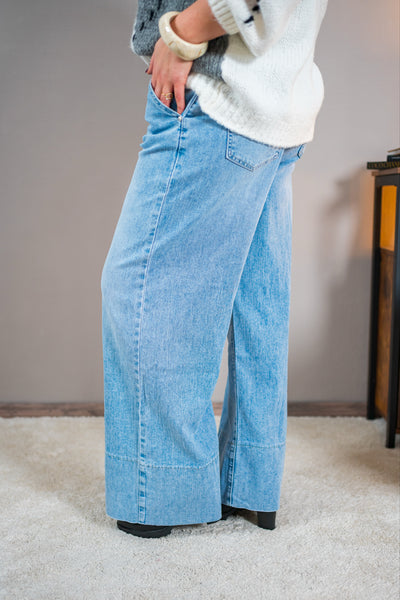 Wide-Leg Jeans, hellblau