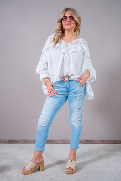 Bluse mit Volants und Spitze, weiß