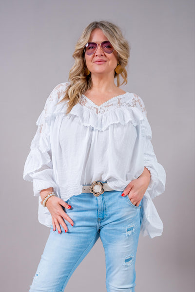 Bluse mit Volants und Spitze, weiß