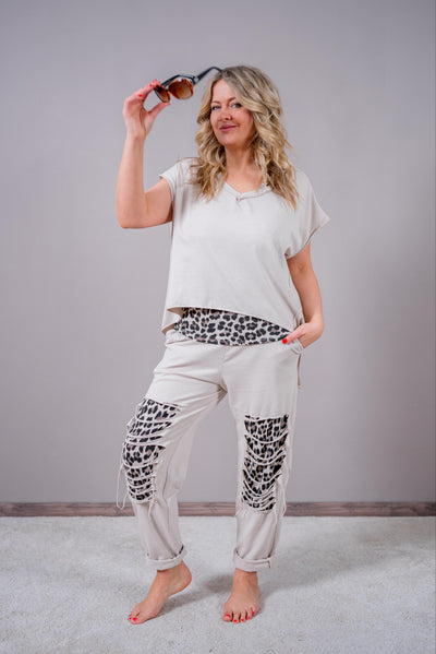 Oversize Shirt mit asymmetrischem Saum, beige