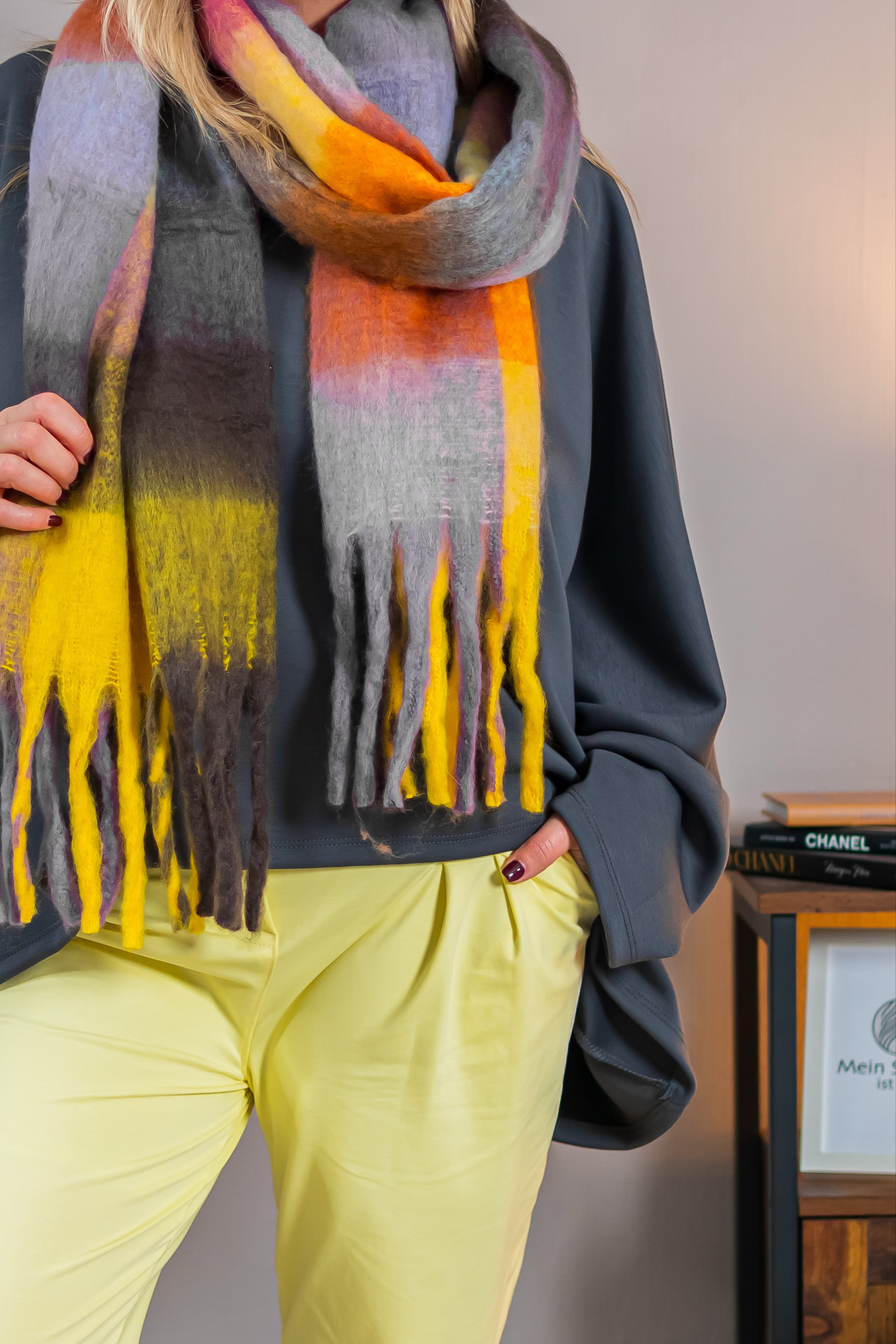 Karoschal in Gelb und Lila aus Viskose