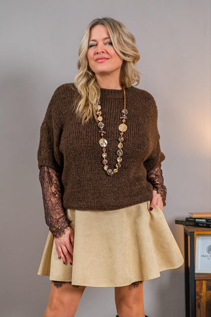 Oversize Strickpullover mit Spitzenärmeln, schokobraun
