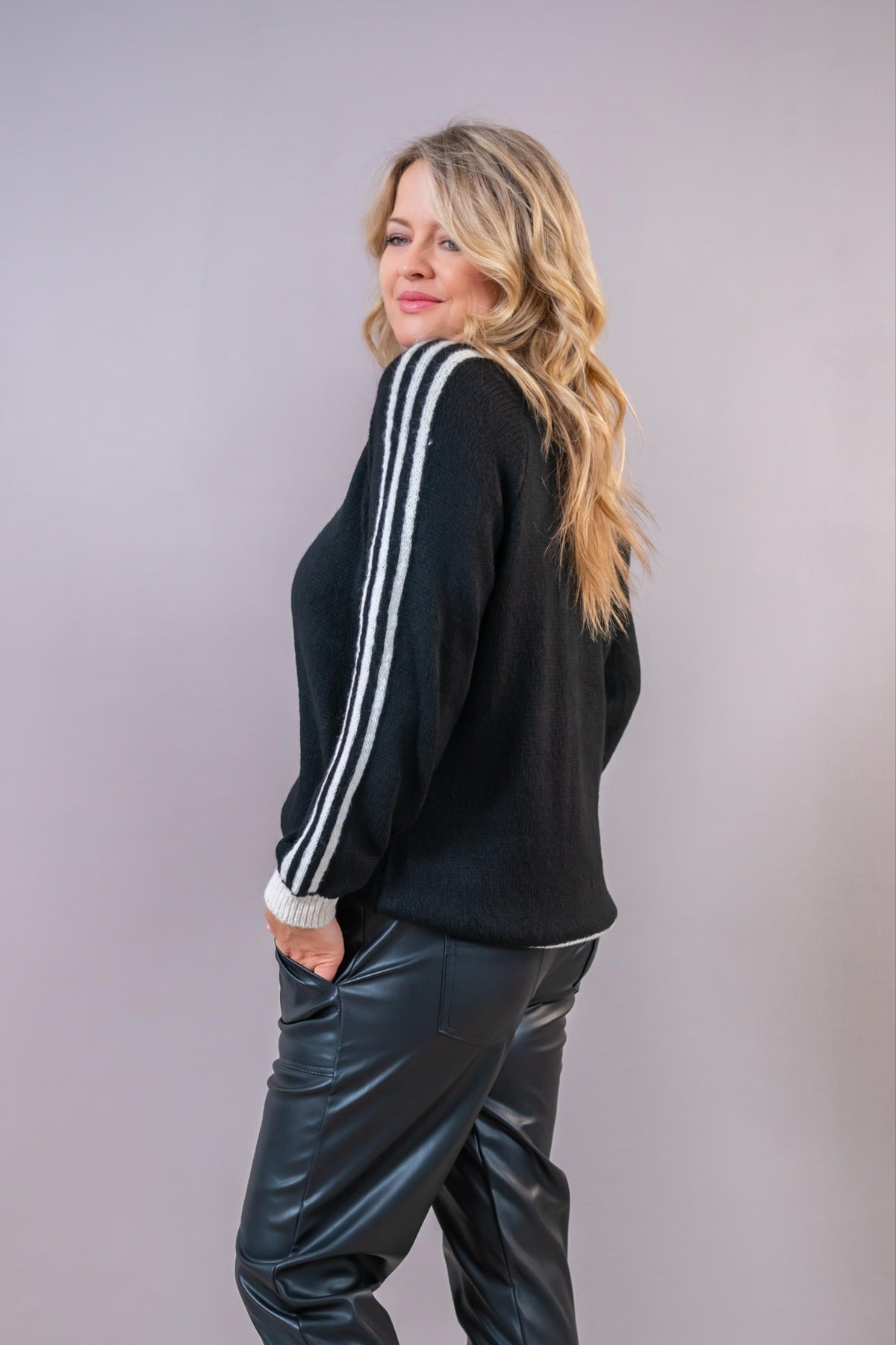 Strickpullover "Sporty Stripe", schwarz/creme