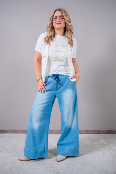 Washed Jeans im Jogpant-Stil, hellblau