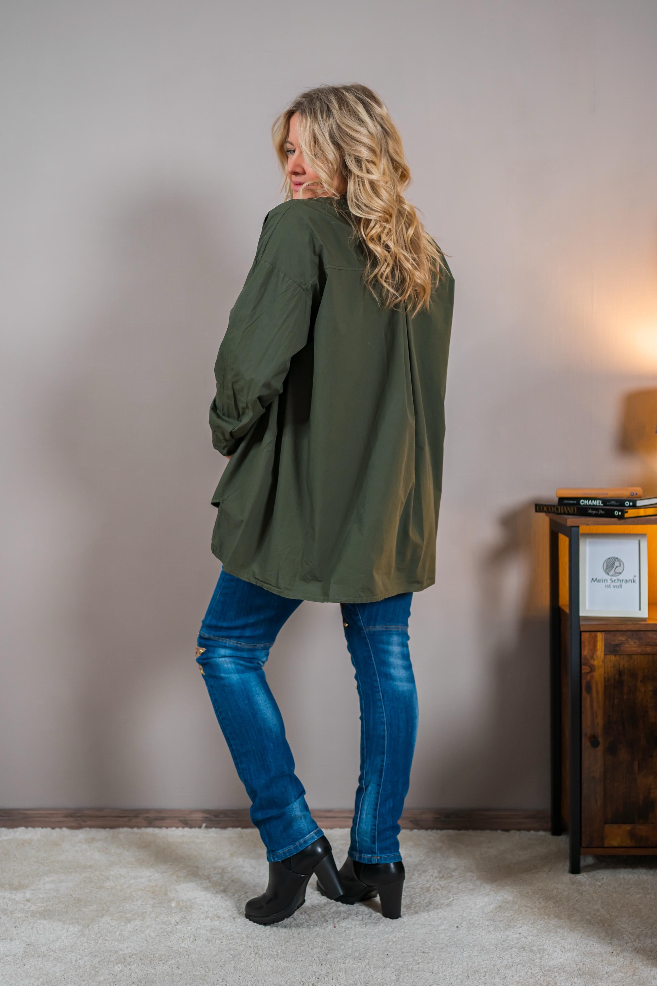Oversize-Bluse in Khaki