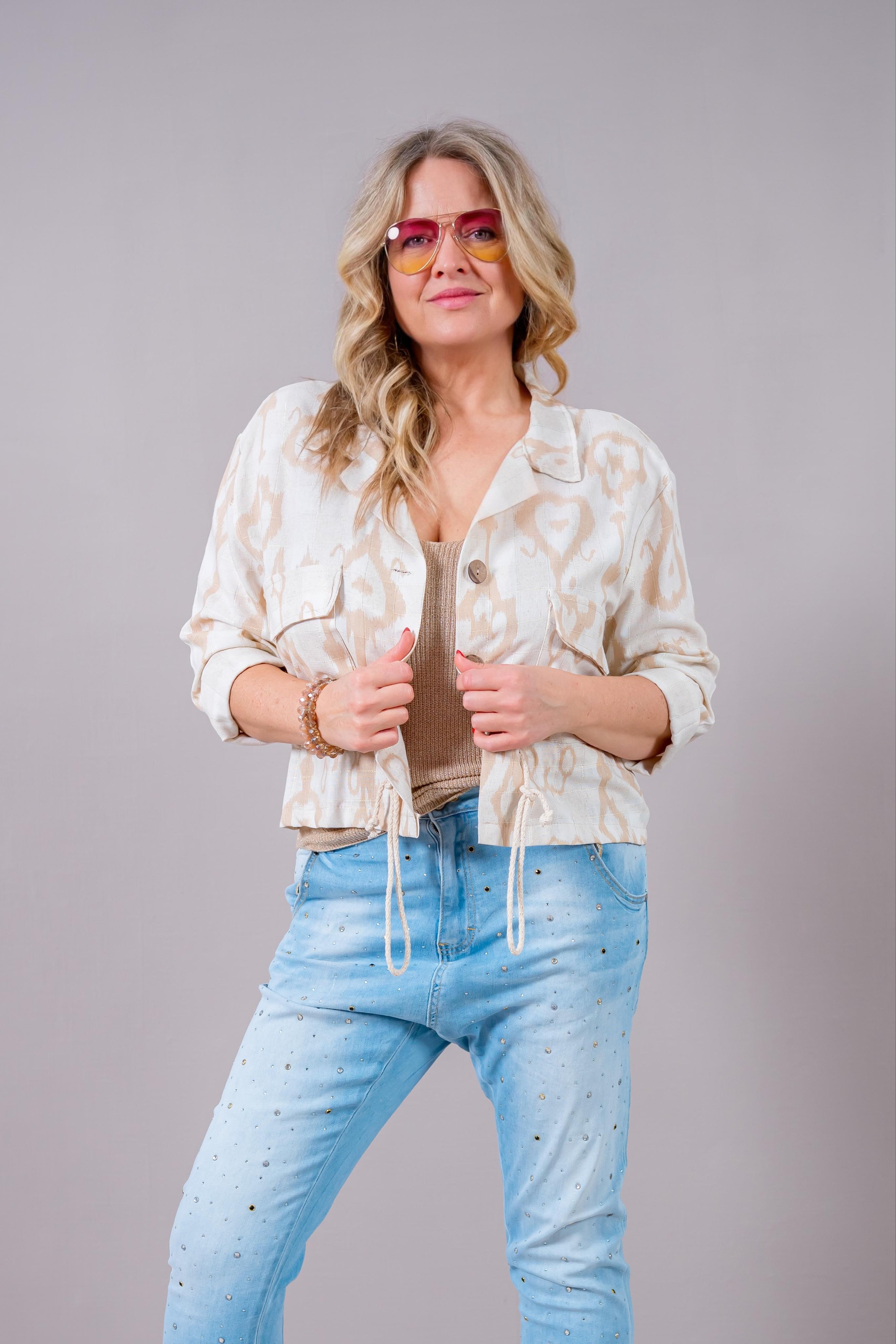 Stylische Kurzjacke mit Design und Details, creme/beige