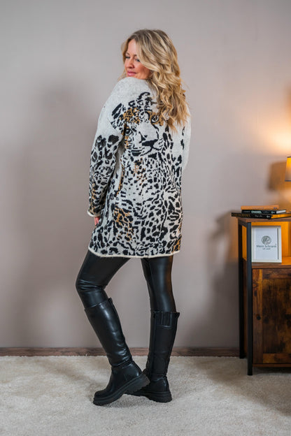 Strickkleid mit Pailletten-Muster