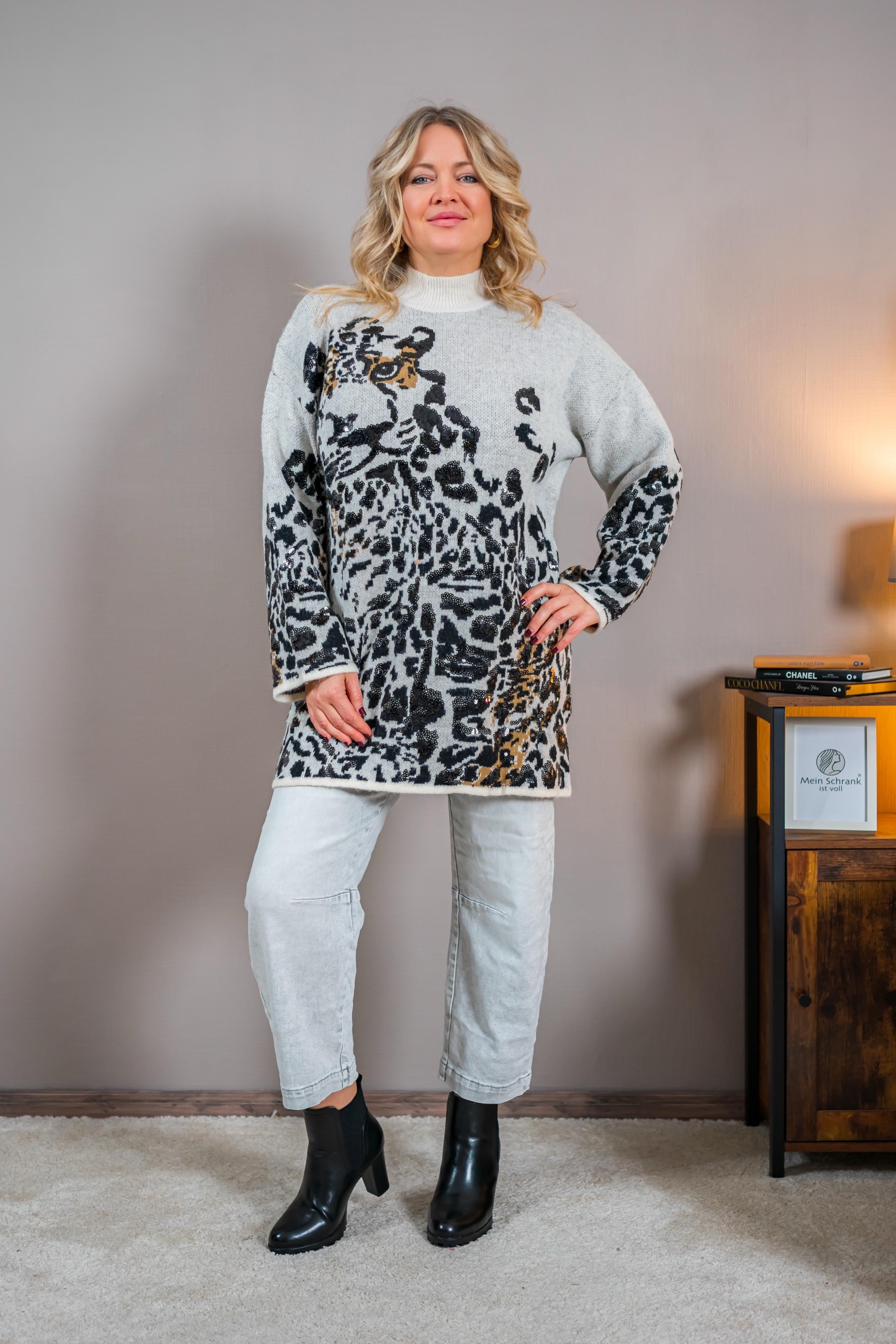 Strickkleid mit Pailletten-Muster