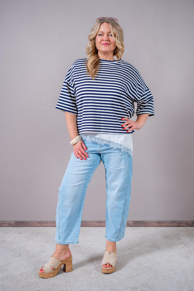 Asymmetrisches Spaghetti-Top mit Spitzen-Details, off-white