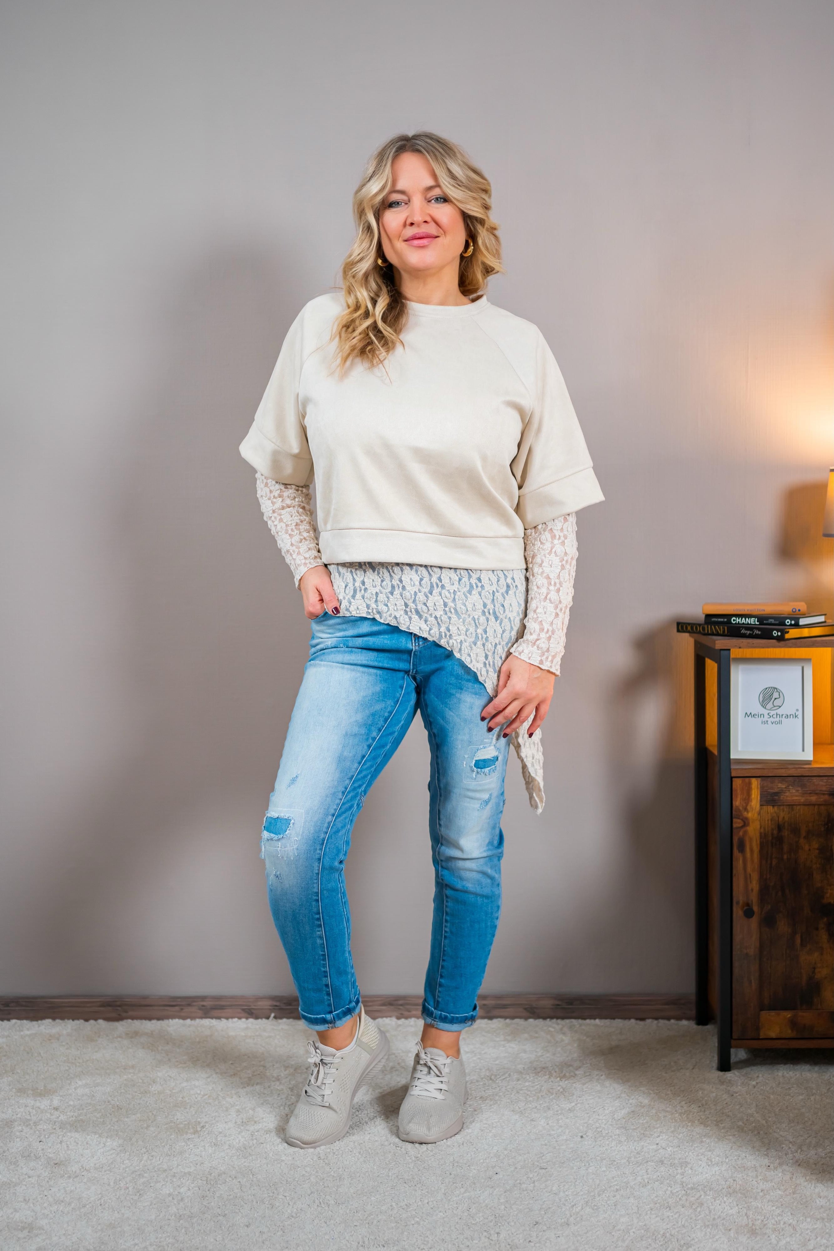 Cropped Shirt in Velourslederoptik, beige