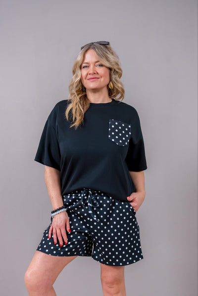 Set mit T-Shirt und Hose mit Punkte-Print, schwarz/weiß