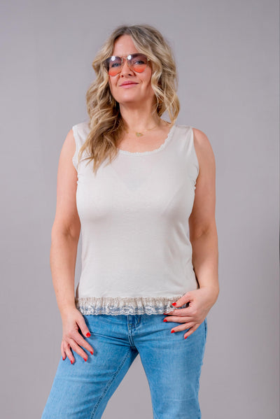 Basic-Top mit Spitze, beige