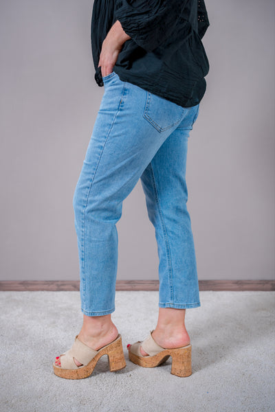 Slim Relaxed Fit Jeans in Light Blue