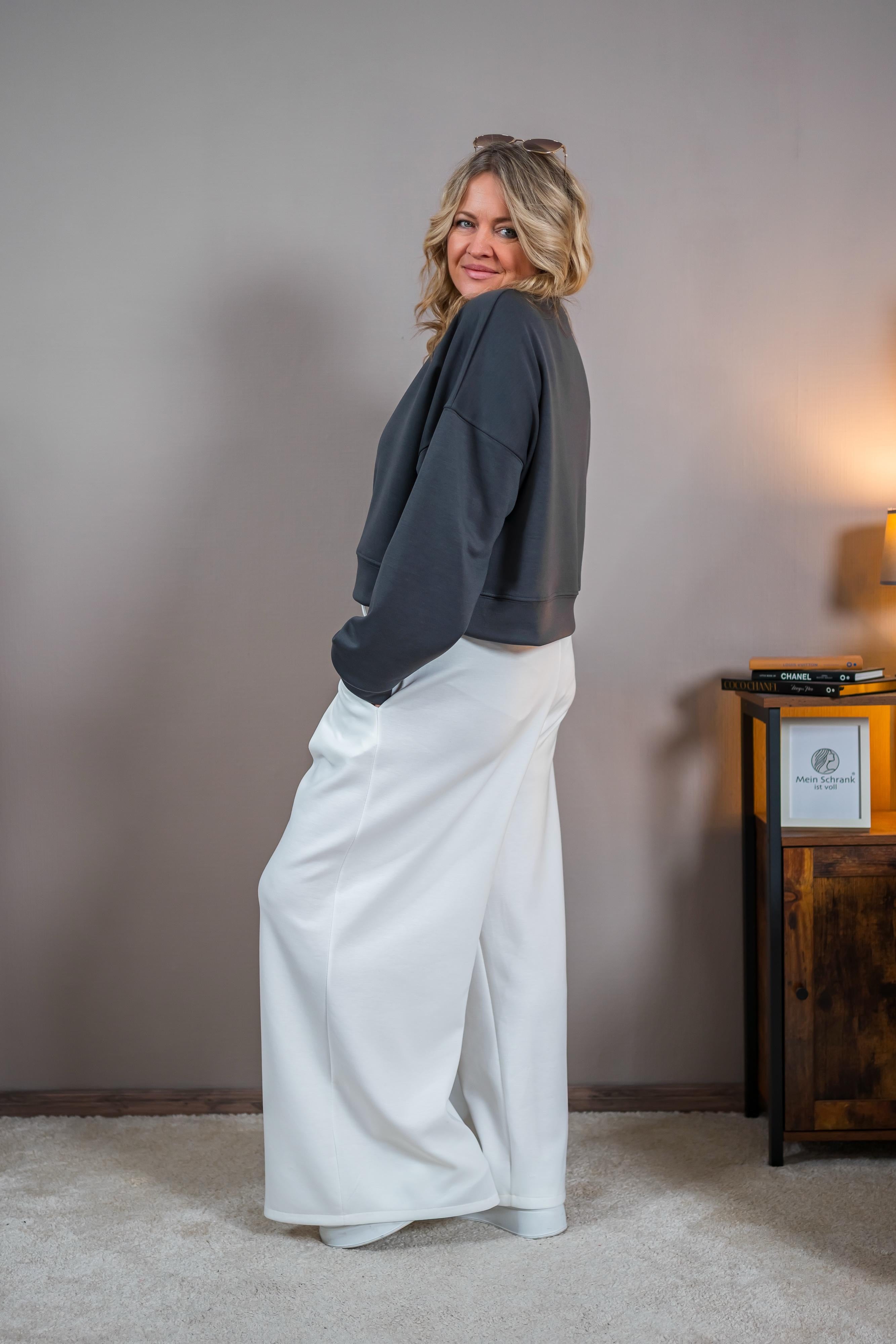 Kurzes Basic-Sweatshirt, anthrazit