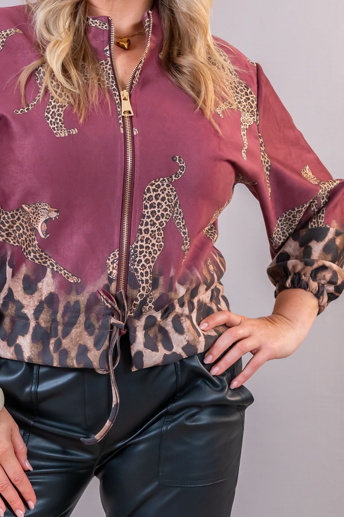 Blouson "Wild Leo" in Wildlederoptik, beerenrot
