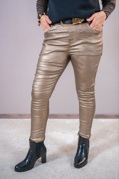 Stretchhose in Lederoptik, metallic-taupe