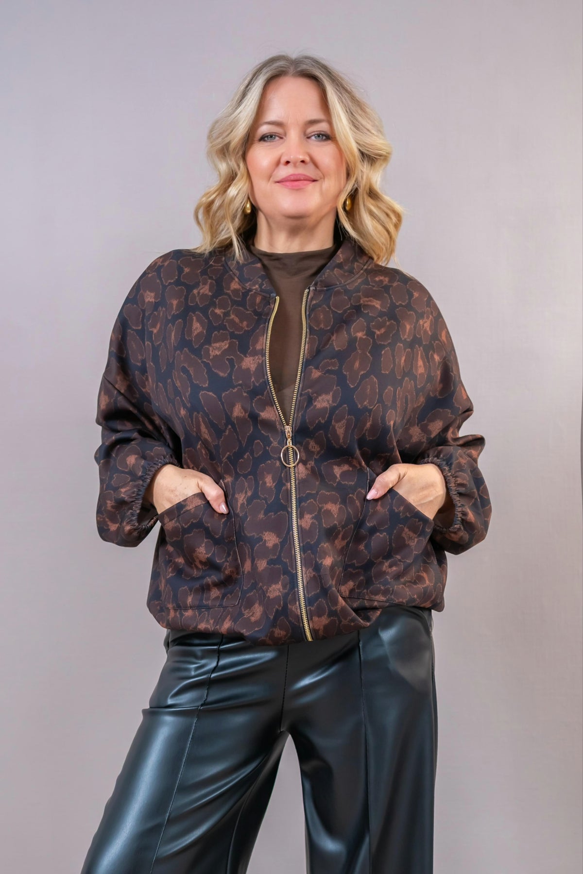Oversize Blouson Allover Leo, schwarz/braun