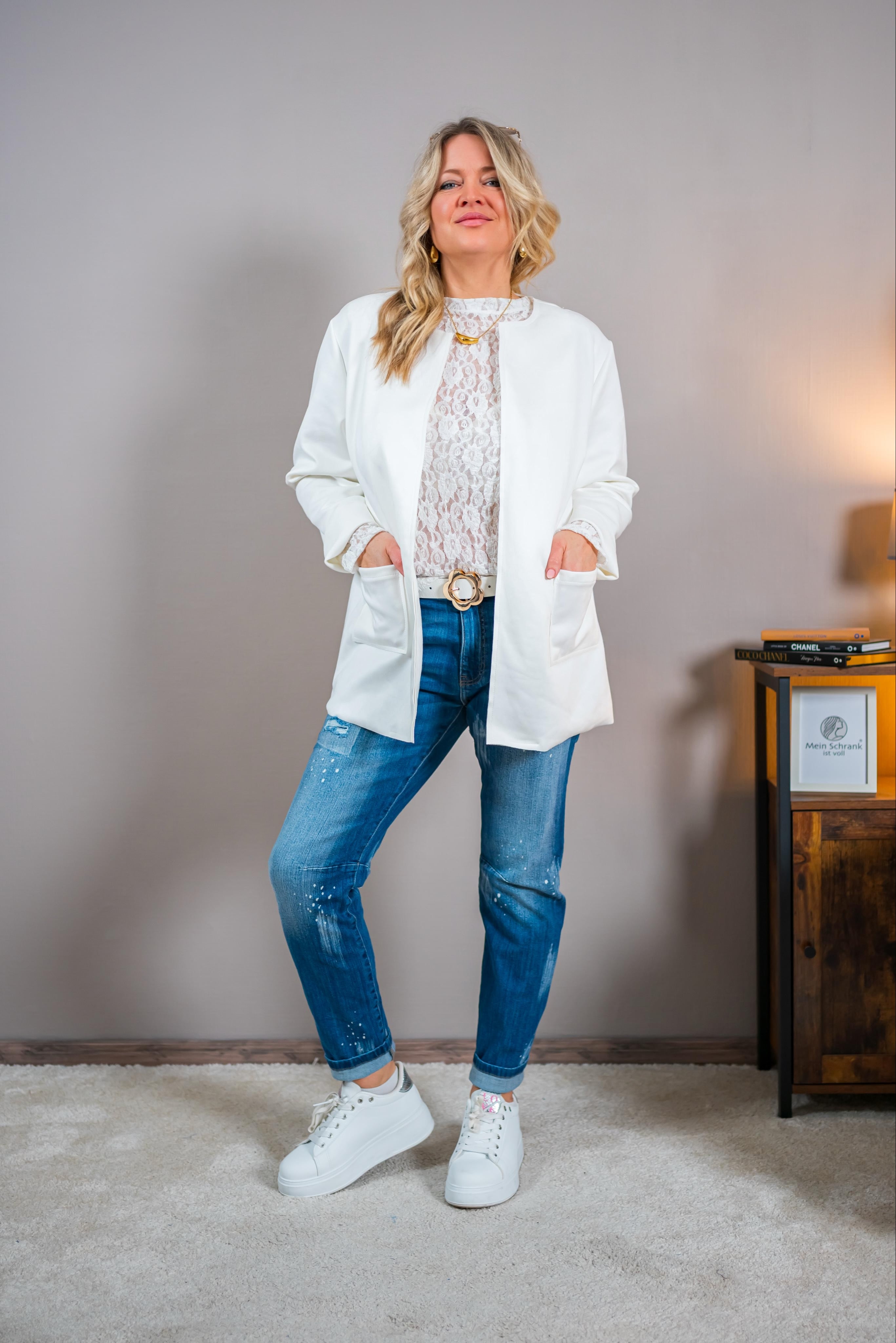 Jeans mit Farbsprenkeln